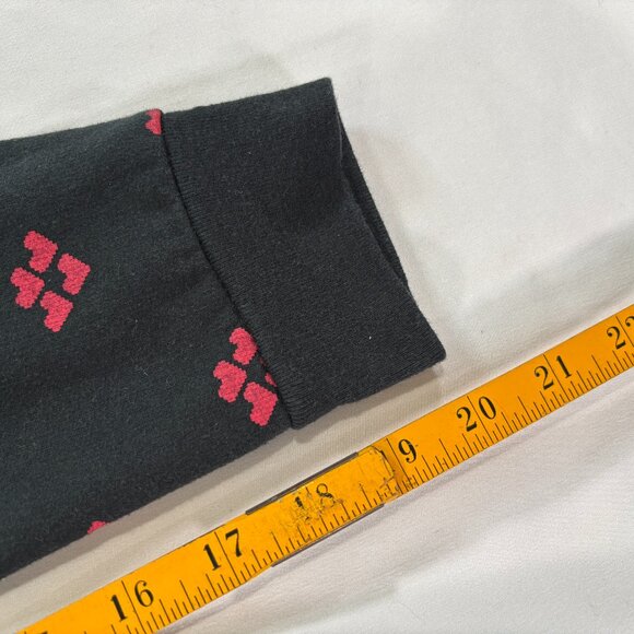 Winter Gnome Sweatshirt Crewneck, Juniors Large Lot D - Picture 5 of 5